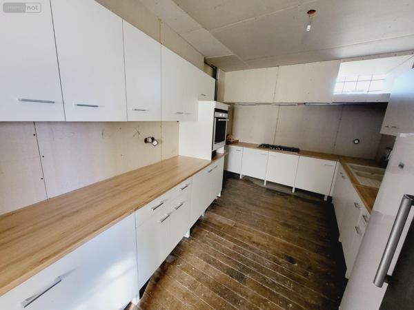 Immeuble de rapport à vendre à Meymac en Corrèze (19250), ref : UM 1191