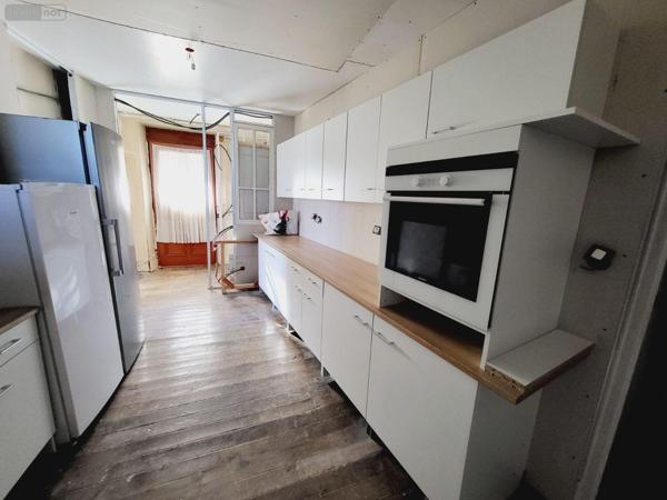 Immeuble de rapport à vendre à Meymac en Corrèze (19250), ref : UM 1191