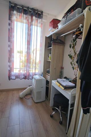À louer : Appartement de 2 pièces à Elne, idéal pour les amateurs de soleil et de croissants !