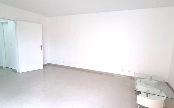 Appartement à vendre    4 pièces • 83 m2 Noisy-le-Grand