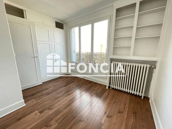Location Appartement 2 pièces 47.13 m² - 58 RUE D'ISSY Vanves 92170