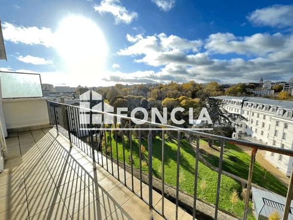 Location Appartement 2 pièces 47.13 m² - 58 RUE D'ISSY Vanves 92170