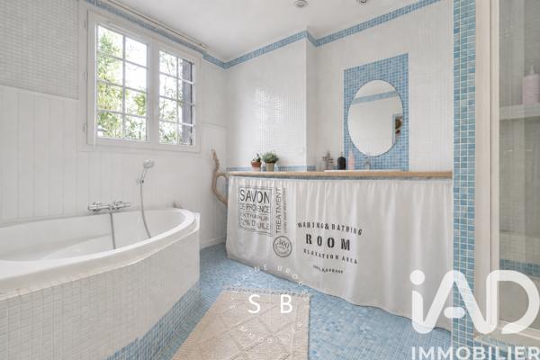 Maison à vendre 5 pièces 120 m² Villepreux