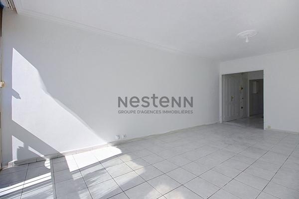 Bel appartement  type 3 de 72 m² environ dans une résidence avec ascenseur  Vitrolles