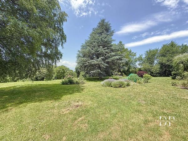 Maison à vendre 5 pièces de 259 m2 CRANVES SALES (74)