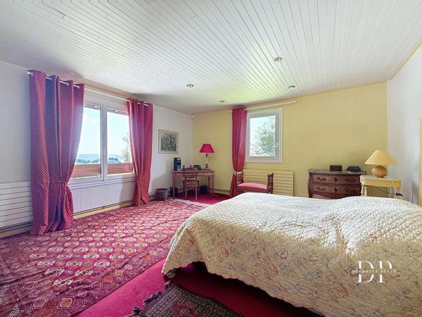 Maison à vendre 5 pièces de 259 m2 CRANVES SALES (74)