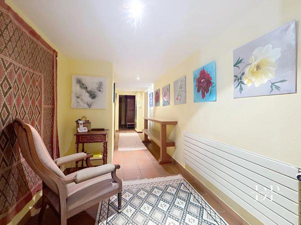 Maison à vendre 5 pièces de 259 m2 CRANVES SALES (74)