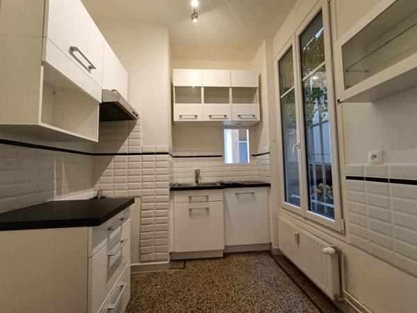 Appartement  à Tours avec parking et caves