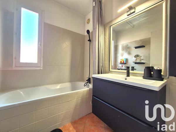 Appartement à vendre 4 pièces 79 m² Saint-Laurent-du-Var