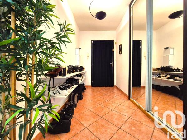 Appartement à vendre 4 pièces 79 m² Saint-Laurent-du-Var
