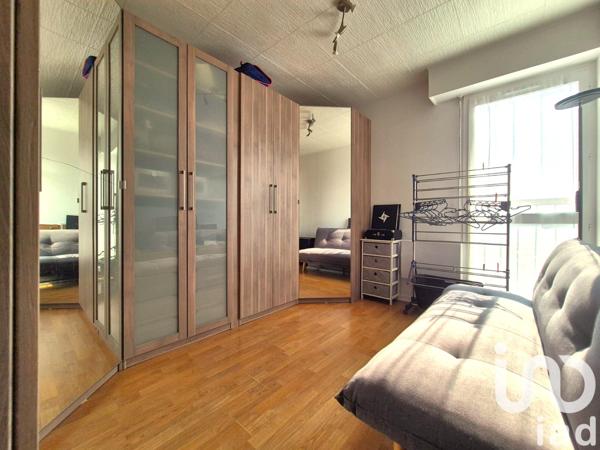 Appartement à vendre 4 pièces 79 m² Saint-Laurent-du-Var