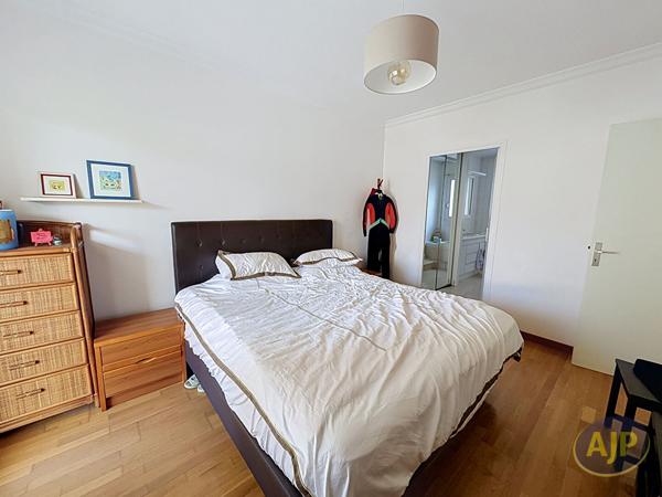 Location appartement Nantes : 1 800 € - AJP Immobilier Nantes Ouest