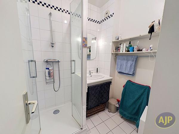 Location appartement Nantes : 1 800 € - AJP Immobilier Nantes Ouest