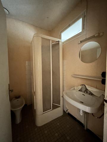 Sur la Promenade à Alzonne, maison de village de 65m² à rénover. Alzonne (11170)
