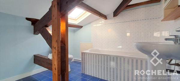 Maison ancienne de 108 m2 entièrement rénovée avec extérieur au calme