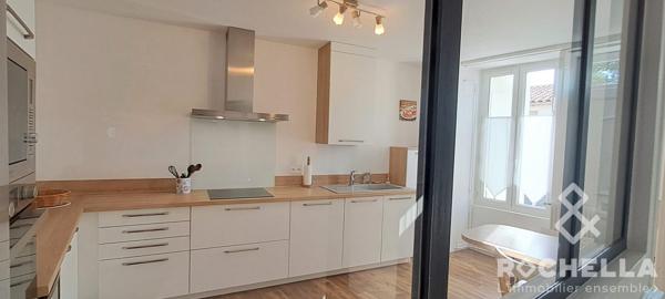 Maison ancienne de 108 m2 entièrement rénovée avec extérieur au calme