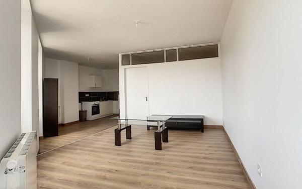 Appartement à louer    2 pièces •  Tournon-sur-Rhône