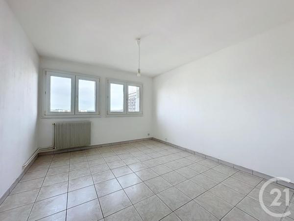 appartement à vendre  3 pièces - 55,75 m2 SOCHAUX - 25