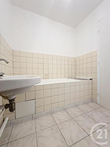 appartement à vendre  3 pièces - 55,75 m2 SOCHAUX - 25