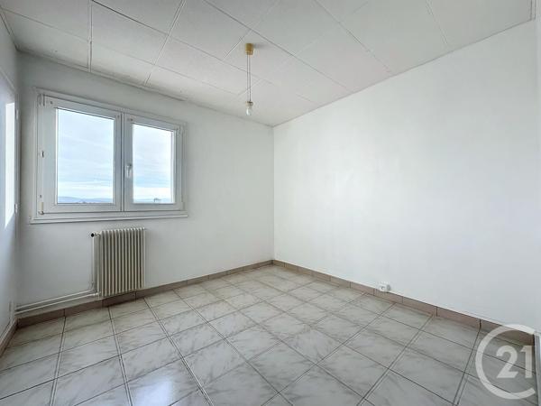 appartement à vendre  3 pièces - 55,75 m2 SOCHAUX - 25