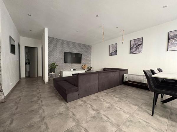 Maison  6 pièce(s) 136.77m2