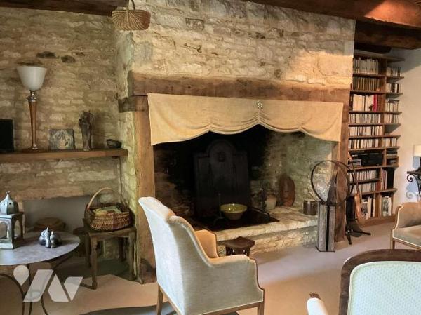 A VENDRE : Dans un endroit paisible, en situation isolée entre SOUILLAC (Lot - 46) et BRIVE, ma...