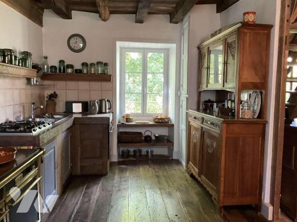 A VENDRE : Dans un endroit paisible, en situation isolée entre SOUILLAC (Lot - 46) et BRIVE, ma...