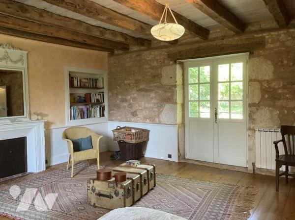 A VENDRE : Dans un endroit paisible, en situation isolée entre SOUILLAC (Lot - 46) et BRIVE, ma...