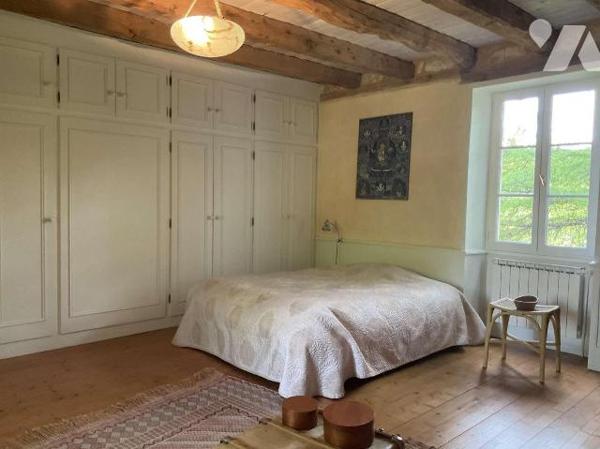 A VENDRE : Dans un endroit paisible, en situation isolée entre SOUILLAC (Lot - 46) et BRIVE, ma...