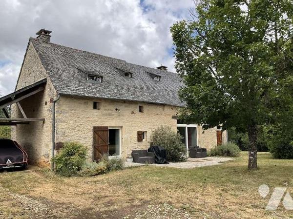 A VENDRE : Dans un endroit paisible, en situation isolée entre SOUILLAC (Lot - 46) et BRIVE, ma...