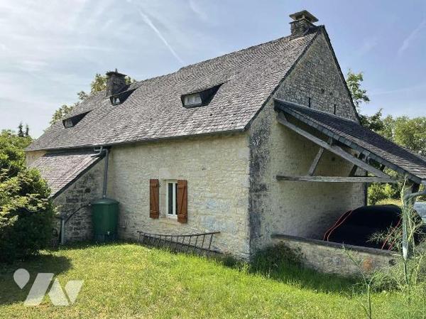 A VENDRE : Dans un endroit paisible, en situation isolée entre SOUILLAC (Lot - 46) et BRIVE, ma...