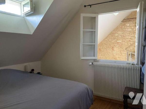 A VENDRE : Dans un endroit paisible, en situation isolée entre SOUILLAC (Lot - 46) et BRIVE, ma...