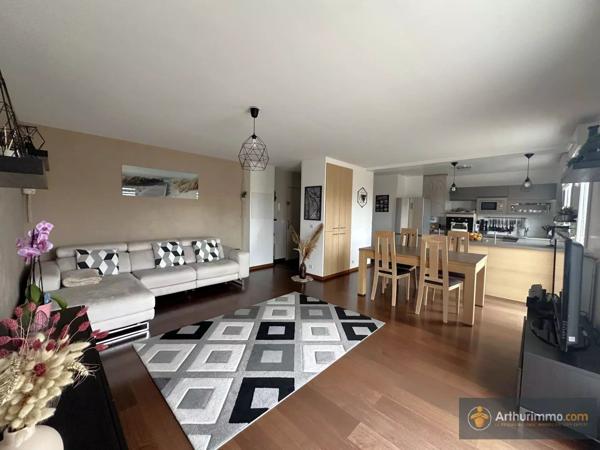 Vente Appartement 4 pièces 70 m2 à Livry-Gargan