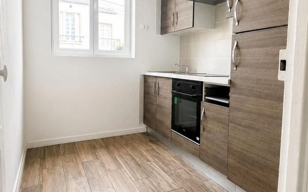 Appartement à vendre    2 pièces • 43,02 m2 Montreuil