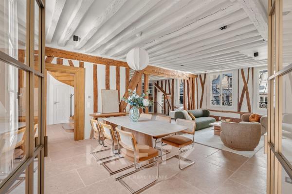 Duplex d'architecte avec terrasse au coeur du Quartier Latin