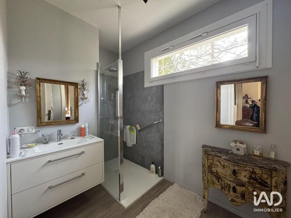 Maison à vendre 5 pièces 174 m² Feurs