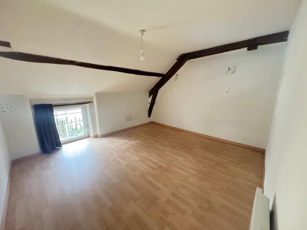 Longère 120 m² habitables sur environ 400 m² de terrain