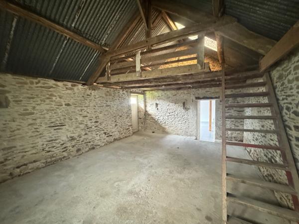 Longère 120 m² habitables sur environ 400 m² de terrain