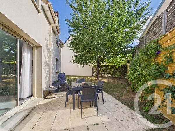 Maison à vendre  5 pièces - 102,33 m 2   LE COUDRAY  - 28