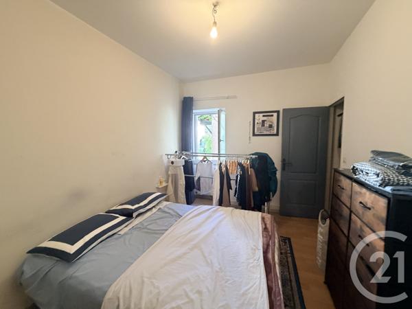 Immeuble à vendre  239 m 2   PERIGUEUX  - 24