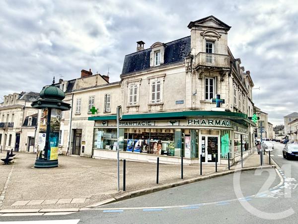 Immeuble à vendre  239 m 2   PERIGUEUX  - 24