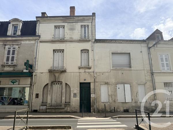 Immeuble à vendre  239 m 2   PERIGUEUX  - 24