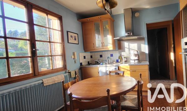 Maison à vendre 6 pièces 143 m² Saint-Genis-Laval