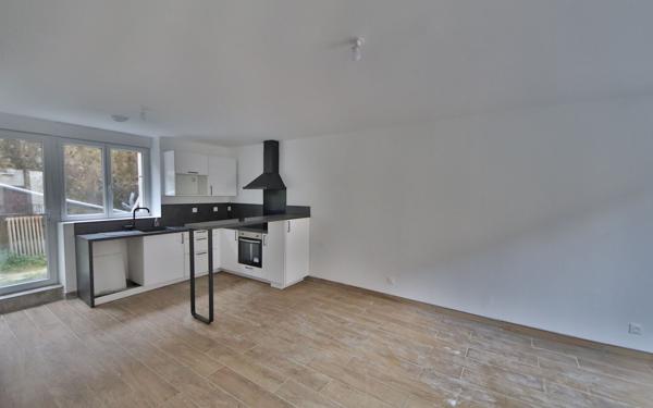 Maison à vendre    4 pièces • 76 m2 Condé-en-Brie