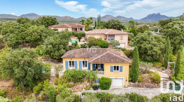 Maison à vendre 5 pièces 152 m² Saint-Raphaël