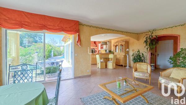 Maison à vendre 5 pièces 152 m² Saint-Raphaël