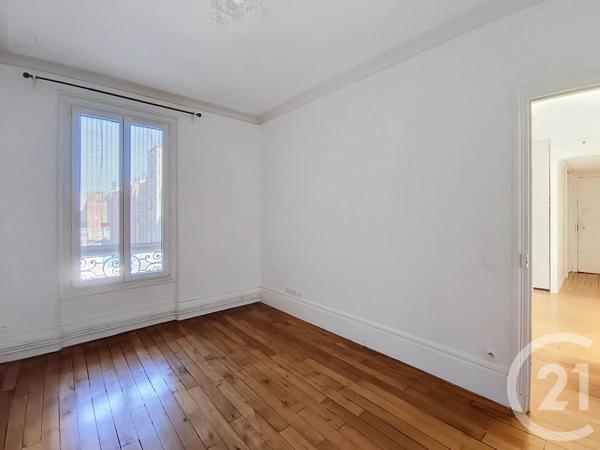 Appartement F3 à vendre  3 pièces - 62,20 m 2   ST DENIS  - 93