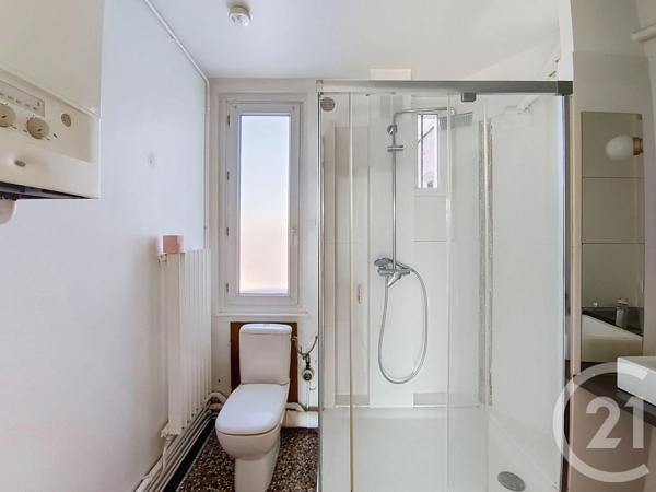 Appartement F3 à vendre  3 pièces - 62,20 m 2   ST DENIS  - 93