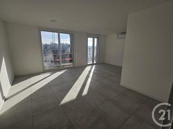 Appartement F3 à vendre  3 pièces - 77,24 m2 MONTLUCON - 03