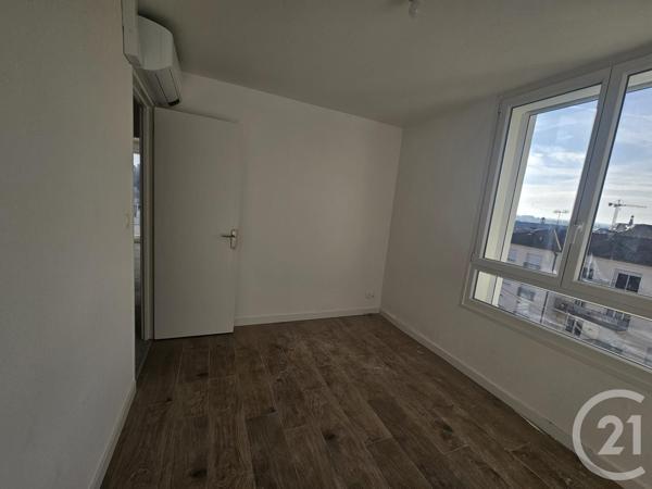 Appartement F3 à vendre  3 pièces - 77,24 m2 MONTLUCON - 03